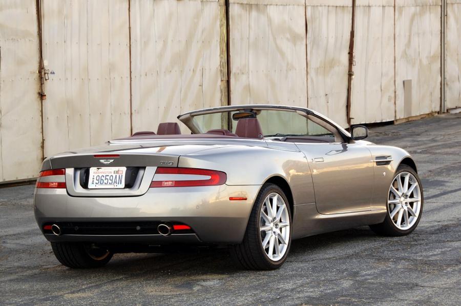  Aston Martin DB9 Volante 2009 года  (фото 40 из 41)